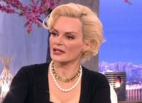 Ελένα Χριστοπούλου: Η απάντηση «φαρμάκι» στη Βίκυ Καγιά Ελένα Χριστοπούλου: Η απάντηση «φαρμάκι» στη Βίκυ Καγιά