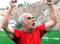 Νίκος Αλέφαντος: Ήρθε, μας «έμαθε μπαλίτσα» και έφυγε Νίκος Αλέφαντος: Ήρθε, μας «έμαθε μπαλίτσα» και έφυγε