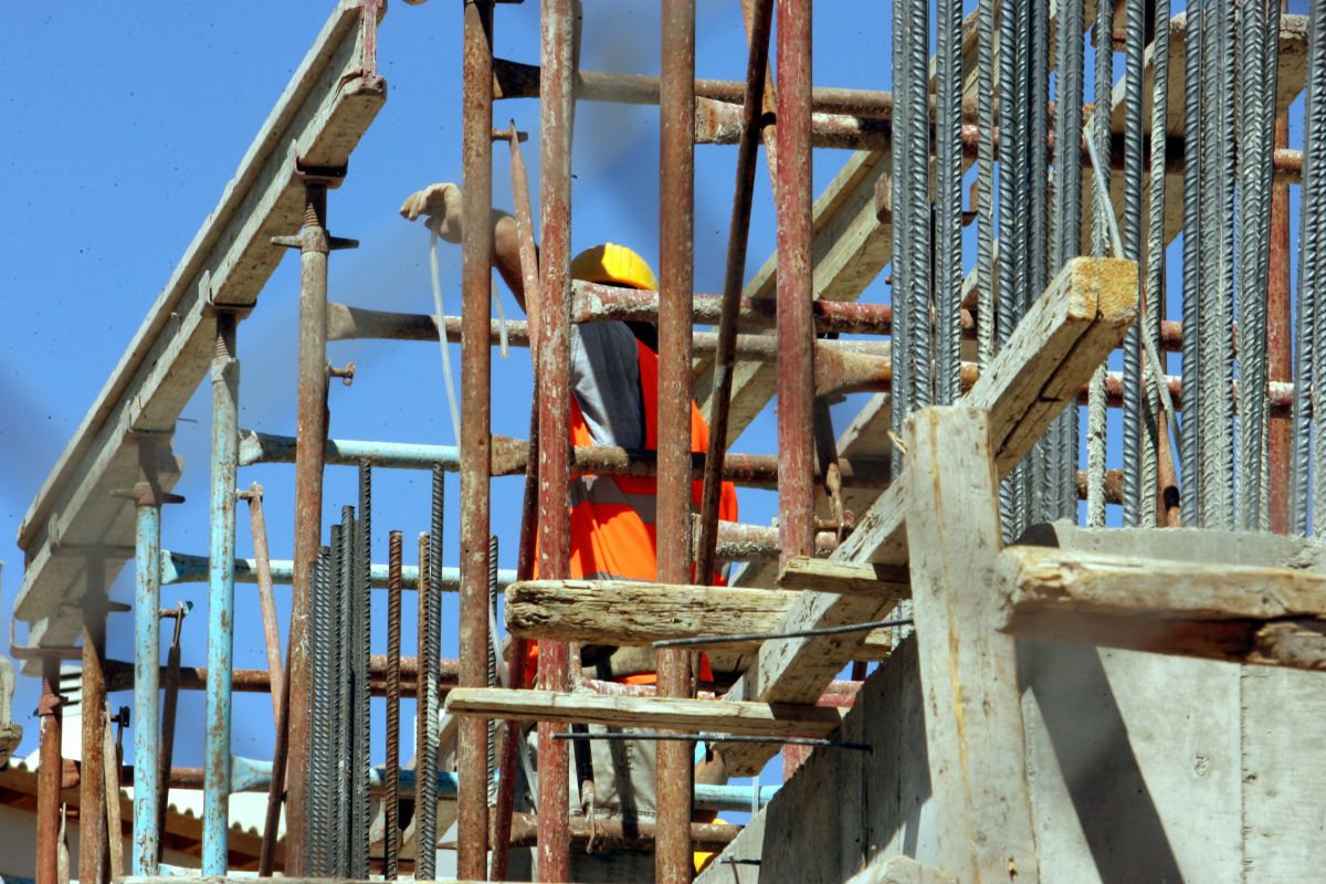 Ηράκλειο εργατικό ατύχημα: Στην εντατική 55χρονος οικοδόμος που έπεσε από ύψος άνω των 9 μέτρων