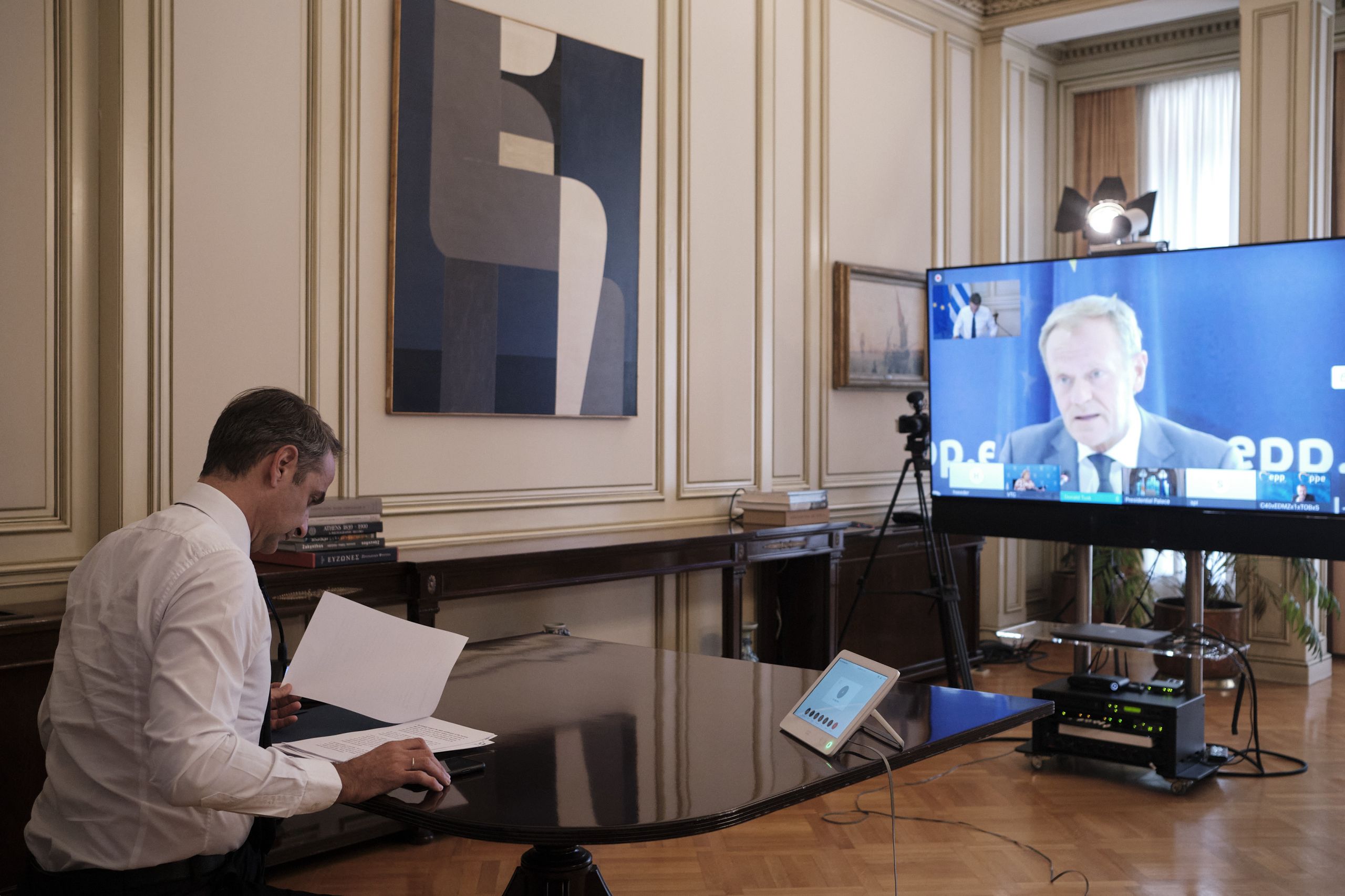 Ευρωπαϊκό Λαϊκό Κόμμα Μητσοτάκης: Στη συνεδρίαση μέσω τηλεδιάσκεψης συμμετείχε ο πρωθυπουργός