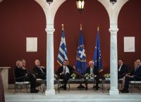 Δεν είναι όλοι ίδιοι Δεν είναι όλοι ίδιοι