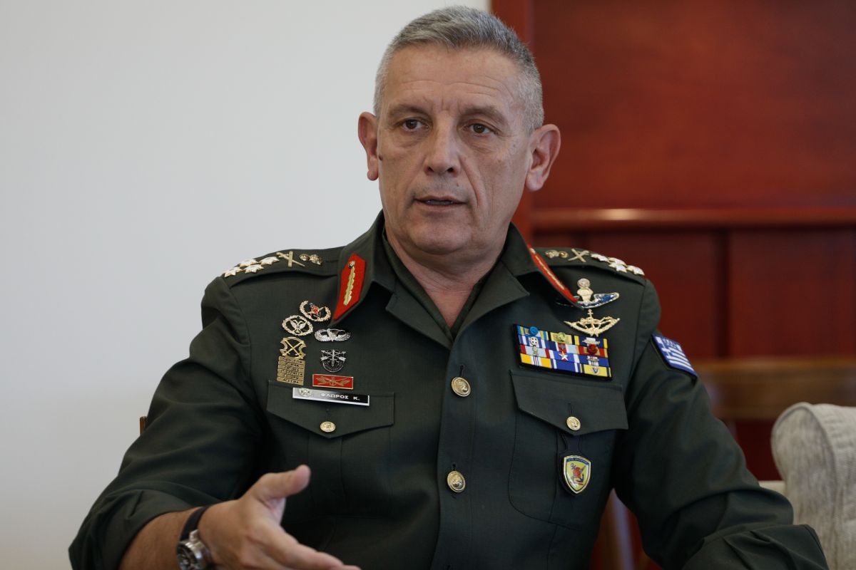 Αρχηγός ΓΕΕΘΑ: «Όποιος πατήσει τα ποδάρια του, πρώτα θα τον κάψουμε και μετά θα δούμε ποιος ήτανε»