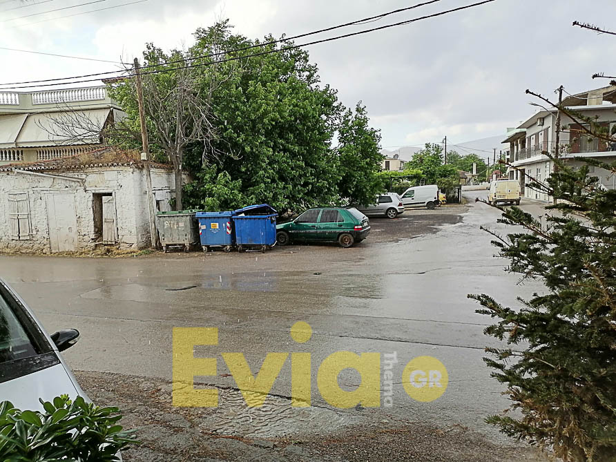 Κακοκαιρία Εύβοια: Απίστευτες εικόνες με πυκνό χαλάζι