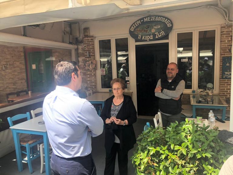 Αλέξης Τσίπρας: Στην Καισαριανή ο πρόεδρος του ΣΥΡΙΖΑ – Συζητήσεις για τα προβλήματα στην εστίαση