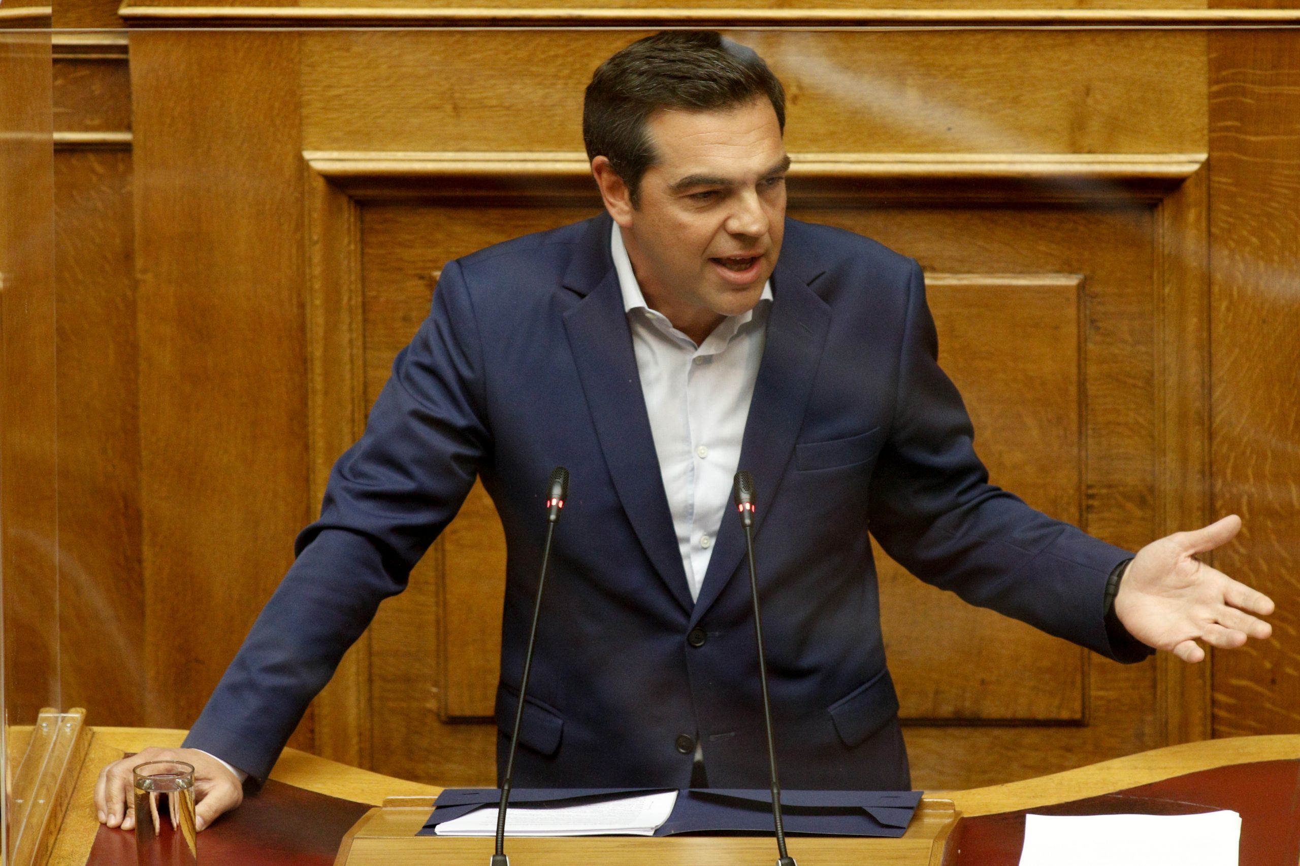 Αλέξης Τσίπρας σε Κυριάκο Μητσοτάκη: Πολύ πριν έρθει η πανδημία ρίξατε το καράβι σε ξέρες