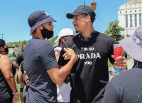 Τζορτζ Φλόιντ: Ο Τοσκάνο – Άντερσον των Γουόριορς οργάνωσε διαδήλωση – Παρόντες Κάρι και Τόμπσον Τζορτζ Φλόιντ: Ο Τοσκάνο – Άντερσον των Γουόριορς οργάνωσε διαδήλωση – Παρόντες Κάρι και Τόμπσον