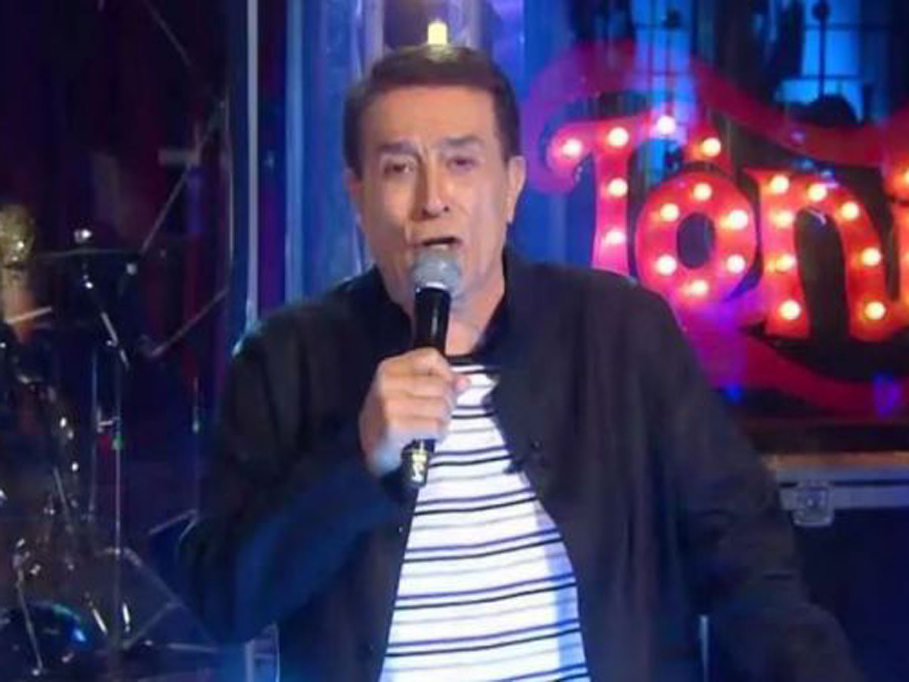 Δάκης: Aπογείωσε το κέφι στη συναυλία στο MEGA