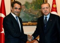 Ελλάδα Τουρκία: Η Αθήνα θέλει πάση θυσία να επιβληθούν κυρώσεις στην Άγκυρα τονίζει το Bloomberg Ελλάδα Τουρκία: Η Αθήνα θέλει πάση θυσία να επιβληθούν κυρώσεις στην Άγκυρα τονίζει το Bloomberg
