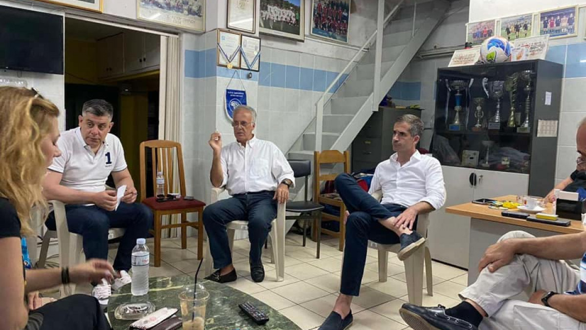 Μπακογιάννης: Τι απαντάει ο δήμαρχος για την επίθεση που δέχτηκε