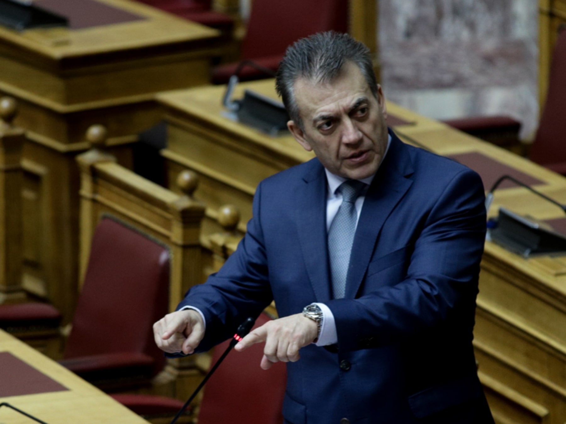 Γιάννης Βρούτσης ΕΡΓΑΝΗ: Με τα έκτακτα μέτρα προστατέψαμε την αγορά εργασίας και αποτρέψαμε κύμα απολύσεων
