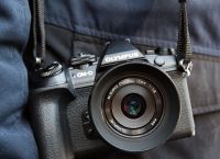 Olympus: Από την κορυφή του «Ολύμπου» στο …σφυρί Olympus: Από την κορυφή του «Ολύμπου» στο …σφυρί