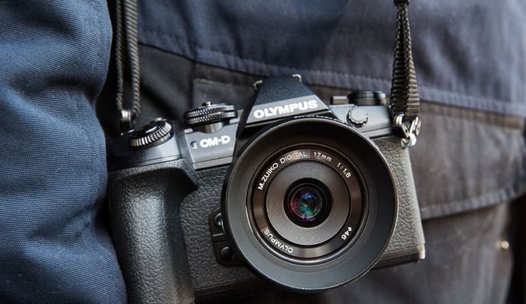Olympus: Από την κορυφή του “Ολύμπου” στο …σφυρί