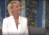 Κατερίνα Μονογυιού “The 2 night show”: Η δυσλεξία, το μπούλινγκ και ο αδερφός της που έπαιξε σε ριάλιτι