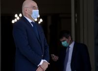 Δένδιας επικοινωνία: Συνομίλησε με τον Ζοραμπ Μνατσακανιάν Δένδιας επικοινωνία: Συνομίλησε με τον Ζοραμπ Μνατσακανιάν