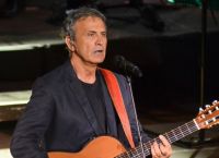 Γιώργος Νταλάρας: Έχω κάνει πολλά λάθη – Η Άννα είναι ο σημαντικότερος άνθρωπος της ζωής μου