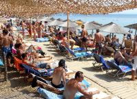 Τριήμερο Αγίου Πνεύματος: Αίρονται οι απαγορεύσεις στις πλαζ – Κανονικά μουσική, αλκοόλ και φαγητό Τριήμερο Αγίου Πνεύματος: Αίρονται οι απαγορεύσεις στις πλαζ – Κανονικά μουσική, αλκοόλ και φαγητό