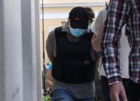 Ψευτογιατρός: Συνεχίζονται οι έρευνες με εντολή ανακριτή – Ξεπερνούν τις 100 οι υποθέσεις Ψευτογιατρός: Συνεχίζονται οι έρευνες με εντολή ανακριτή – Ξεπερνούν τις 100 οι υποθέσεις