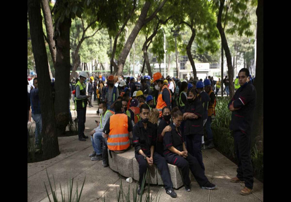 Σεισμός: Ένας νεκρός από την ισχυρή σεισμική δόνηση στο Μεξικό – Σοκάρουν οι εικόνες από τις περιοχές