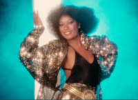 Πέθανε η αγαπημένη τραγουδίστρια Μπόνι Πόιντερ