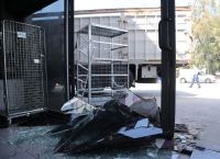 Πειραιώς τροχαίο: Σοκαριστικό βίντεο από τη στιγμή που το φορτηγό «μπούκαρε» στο κατάστημα Πειραιώς τροχαίο: Σοκαριστικό βίντεο από τη στιγμή που το φορτηγό «μπούκαρε» στο κατάστημα