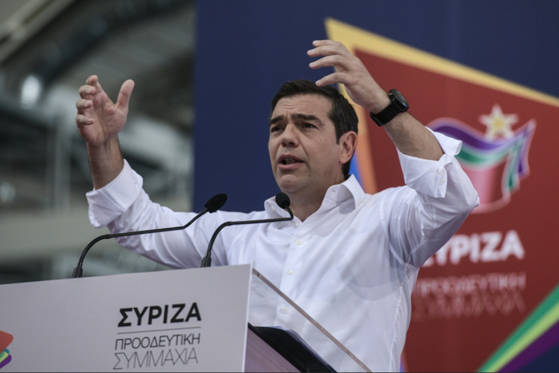 Ομιλία Τσίπρα: Ο Μητσοτάκης μετατρέπει την πολιτική ζωή σε βούρκο για να κρύψει τις ευθύνες του [pics+vid]