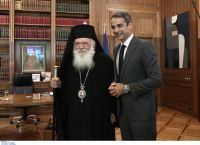 Μητσοτάκης Αγιά Σοφιά: Τηλεφωνική επικοινωνία με τον Ιερώνυμο για το ζήτημα