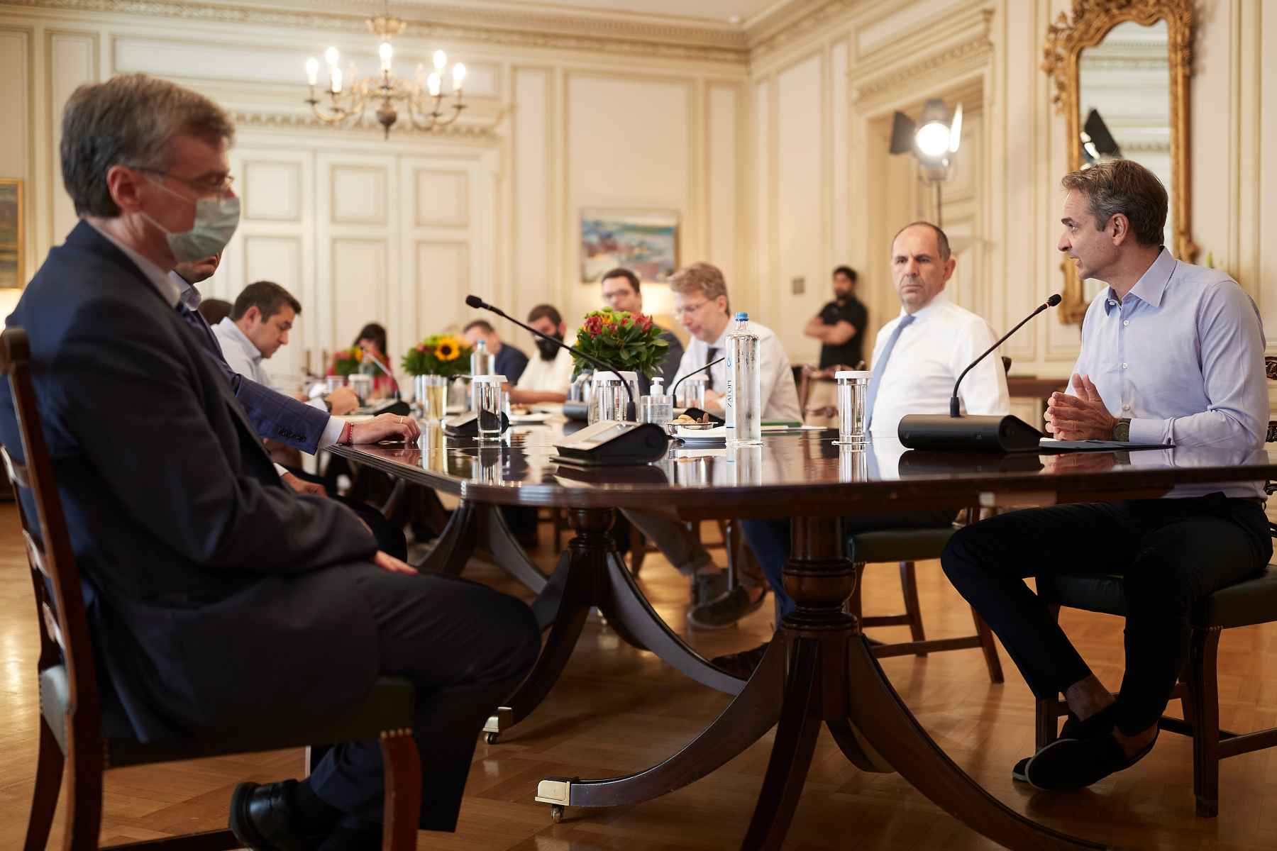 Σωτήρης Τσιόδρας: Η επανεμφάνιση του Λοιμωξιολόγου στο Μέγαρο Μαξίμου – Τι δήλωσε για την αύξηση κρουσμάτων