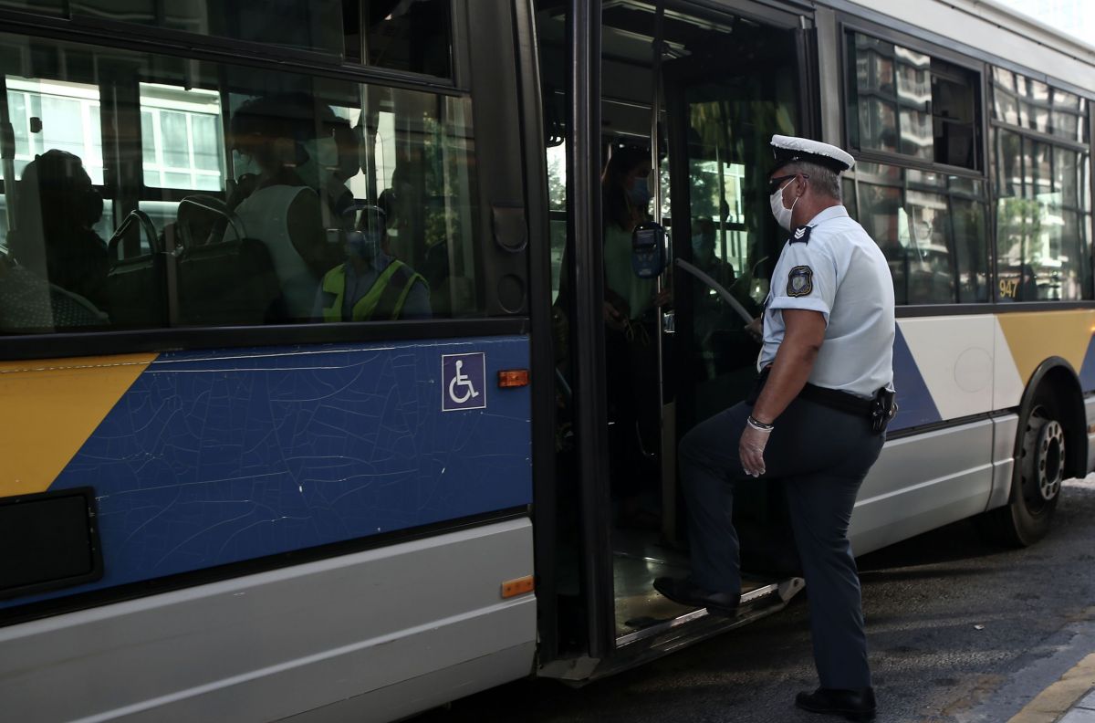 Μέσα Μεταφοράς κορωνοϊός: Ανακαλούνται άδειες – Αυξάνονται τα δρομολόγια