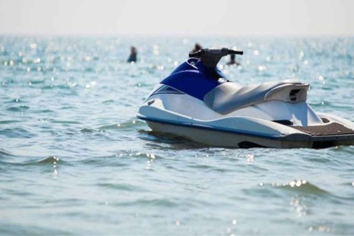 Μύκονος ατύχημα τζετ σκι: Ελεύθερος ο 13χρονος οδηγός που τραυμάτισε την 15χρονη