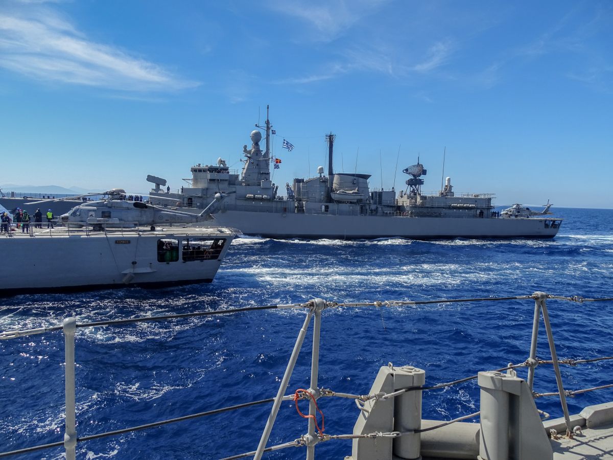 Στρατός: Σε αυξημένη ετοιμότητα οι Ένοπλες Δυνάμεις – Στο Αιγαίο το 85% του ελληνικού στόλου