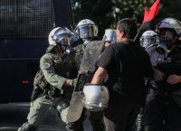 Επεισόδια έξω από την ΑΣΟΕΕ