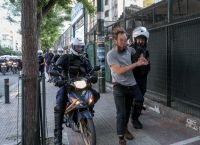 Συλληφθέντες ΑΣΟΕΕ: Αφέθηκαν ελεύθεροι με απίστευτους περιοριστικούς όρους Συλληφθέντες ΑΣΟΕΕ: Αφέθηκαν ελεύθεροι με απίστευτους περιοριστικούς όρους