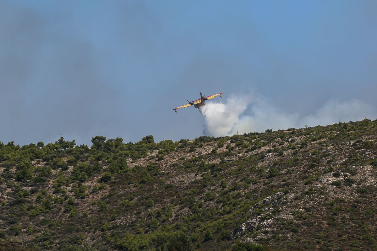 Φωτιά Λαύριο: Οργισμένη καταγγελία του δημάρχου – Πώς ξεκίνησε η πυρκαγιά