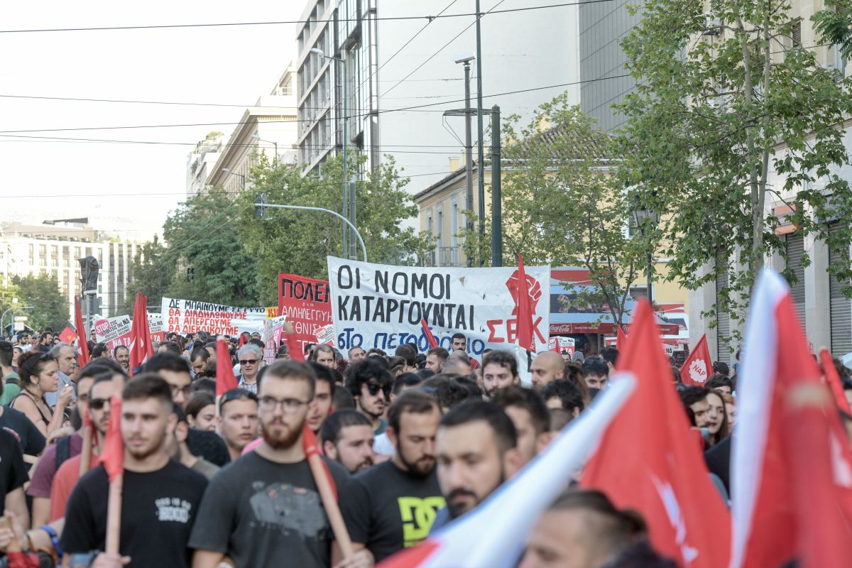 Νομοσχέδιο για διαδηλώσεις: Νέες πορείες πανελλαδικά – «Να αποδοθεί δικαιοσύνη για τον Βασίλη Μάγγο»