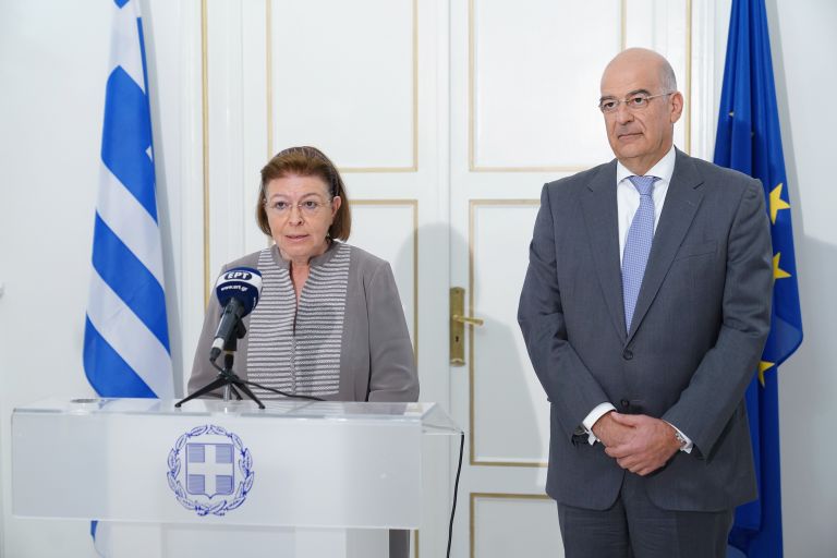 Αγιά Σοφιά: «Task Force» συστήνουν Δένδιας – Μενδώνη παρουσία της Unesco