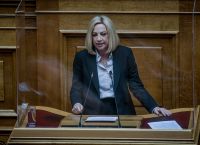 Φώφη Γεννηματά Βουλή: Θα ψηφίσουμε την παραπομπή Παπαγγελόπουλου Φώφη Γεννηματά Βουλή: Θα ψηφίσουμε την παραπομπή Παπαγγελόπουλου