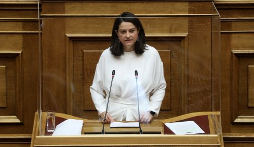 Νίκη Κεραμέως: Προτεραιότητά μας να ανοίξουν τα σχολεία – Εν αναμονή της εισήγησης των ειδικών