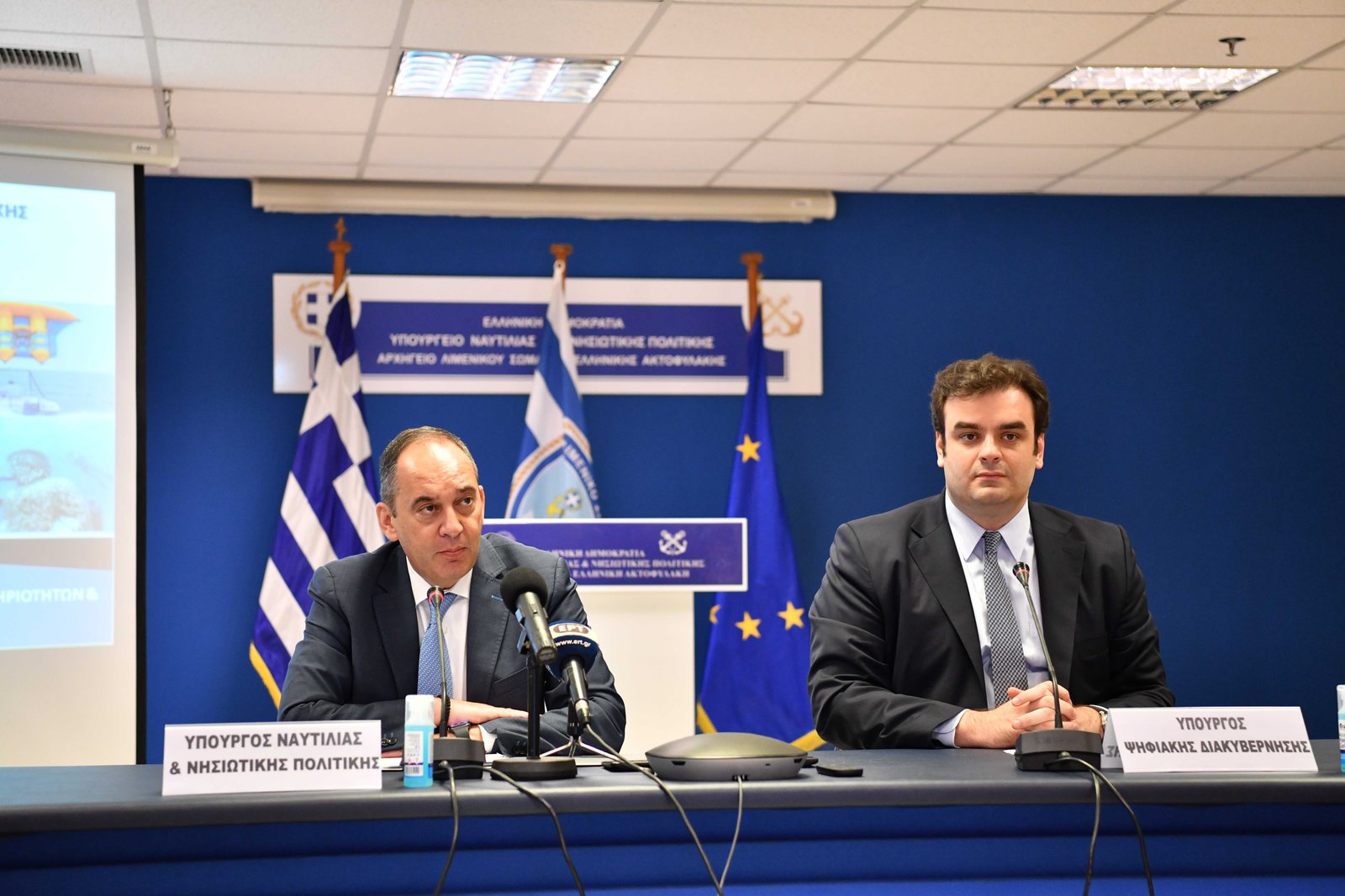 Δωρεά Λιμενικό: Δόθηκαν 155 τάμπλετ από το υπουργείο Ψηφιακής Διακυβέρνησης