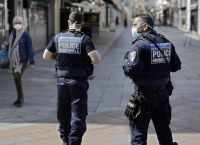 Κορωνοϊός: Εκατομμύρια άνθρωποι ξανά σε καραντίνα σε πολλές χώρες