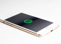 Spotify Stories: Αυτό είναι το νέο χαρακτηριστικό που εκνεύρισε μερικούς χρήστες Spotify Stories: Αυτό είναι το νέο χαρακτηριστικό που εκνεύρισε μερικούς χρήστες