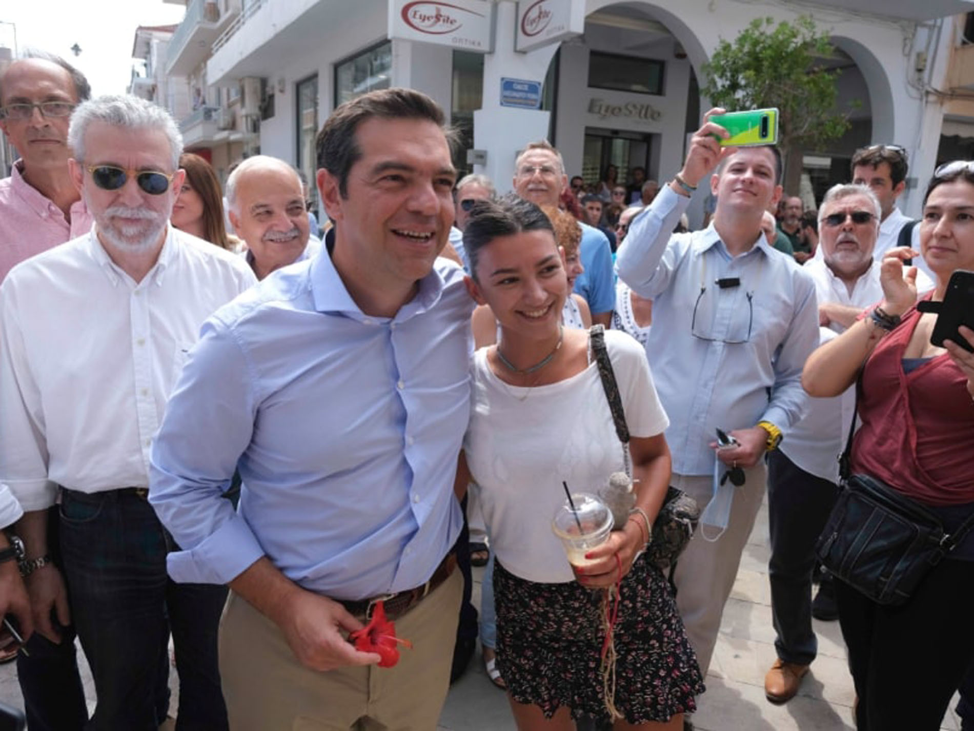 Επίσκεψη Τσίπρα Ζάκυνθος: Για τα πανηγύρια είναι η ίδια η κυβέρνηση και οι αποφάσεις της [pics+vid]