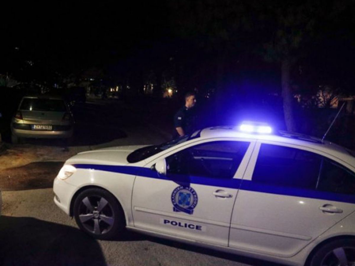 Θρίλερ στον Πειραιά: Βρέθηκε πτώμα μέσα στο λιμάνι