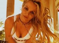 Britney Spears: Καθησυχάζει τους θαυμαστές που ανησυχούν για την ψυχολογική της υγεία [pic]