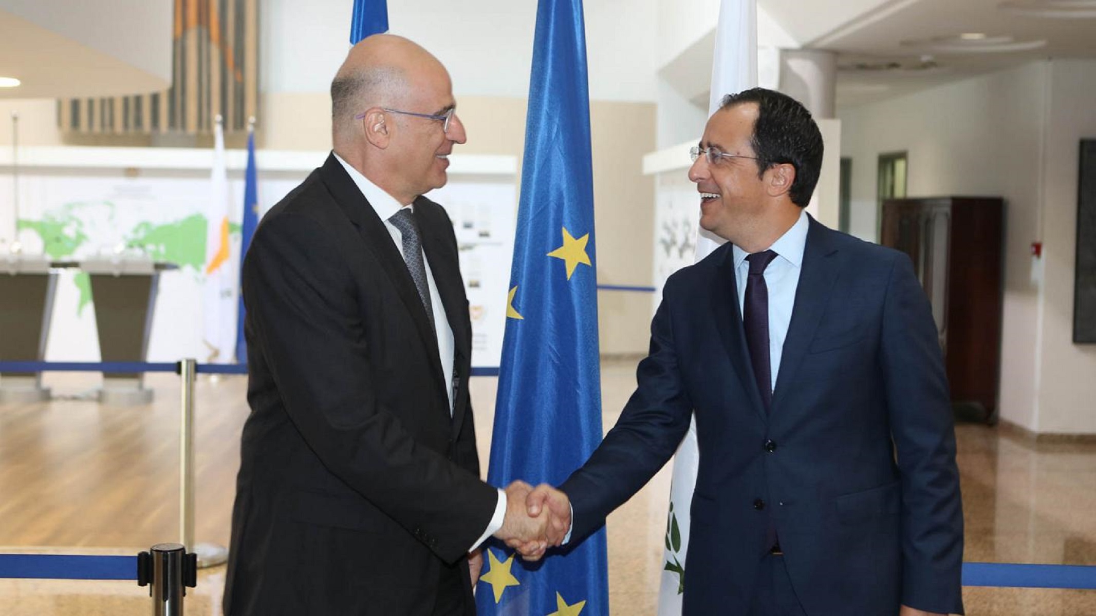 Νίκος Δένδιας: Επικοινωνία με τον υπουργό Εξωτερικών της Κύπρου