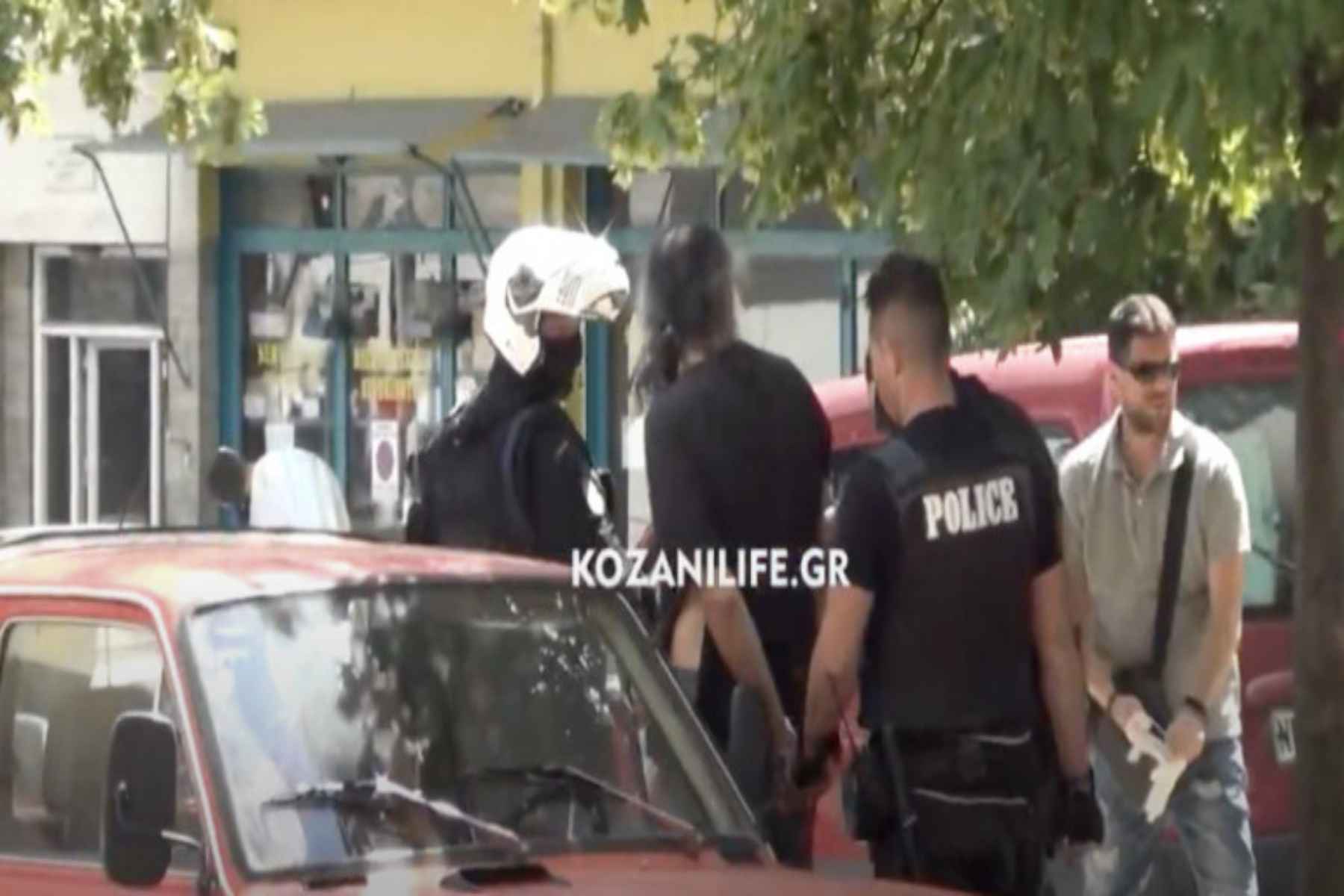 Επίθεση τσεκούρι Κοζάνη: Αρνείται να φάει και δεν θέλει δικηγόρο ο δράστης της επίθεσης