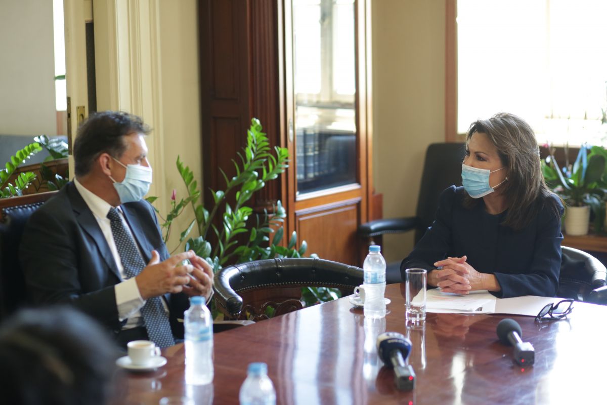 Επιτροπή «Ελλάδα 2021»: Συνάντηση με αντιπροσωπεία του Εθνικού Καποδιστριακού Πανεπιστημίου Αθηνών