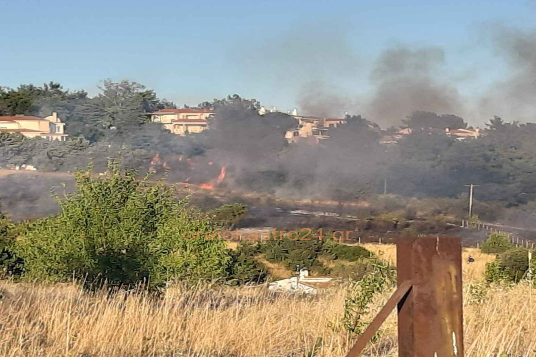 Φωτιά τώρα στη Θεσσαλονίκη