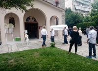 Θάνατος 16χρονη Τρίκαλα: Θρήνος στην κηδεία της Μαρίας – Τα αναπάντητα ερωτήματα Θάνατος 16χρονη Τρίκαλα: Θρήνος στην κηδεία της Μαρίας – Τα αναπάντητα ερωτήματα