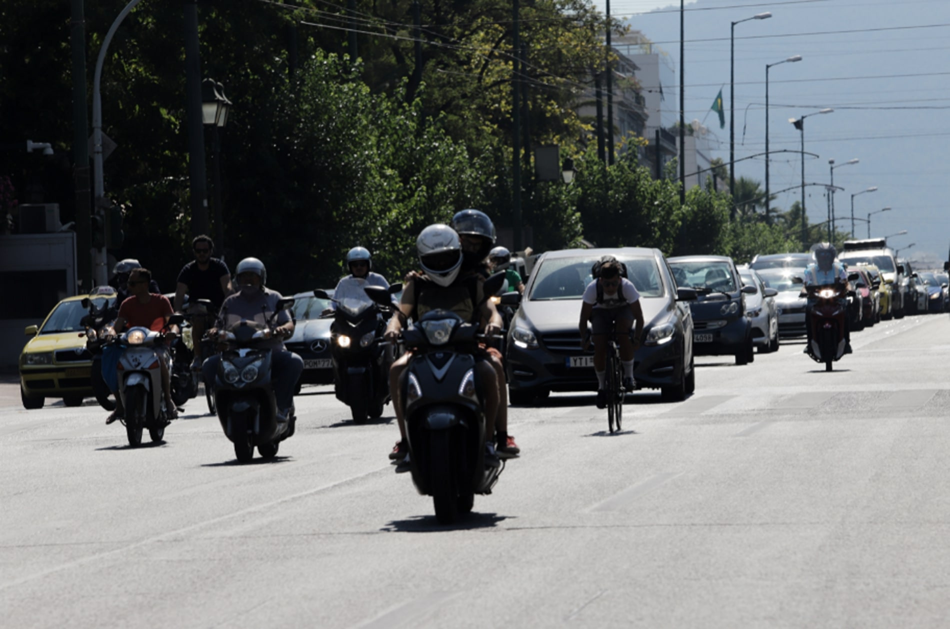 Κίνηση lockdown: Μποτιλιάρισμα στους δρόμους της Αθήνας – Πως εξηγείται