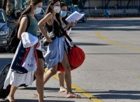 Κορωνοϊός Ελλάδα: Στα 45 έτη η μέση ηλικία των κρουσμάτων Κορωνοϊός Ελλάδα: Στα 45 έτη η μέση ηλικία των κρουσμάτων